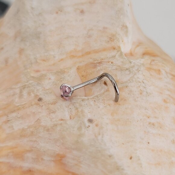 18G Pink heart nose screw nostil piercing jewelry prong set CZ gem - Picture 4 of 4